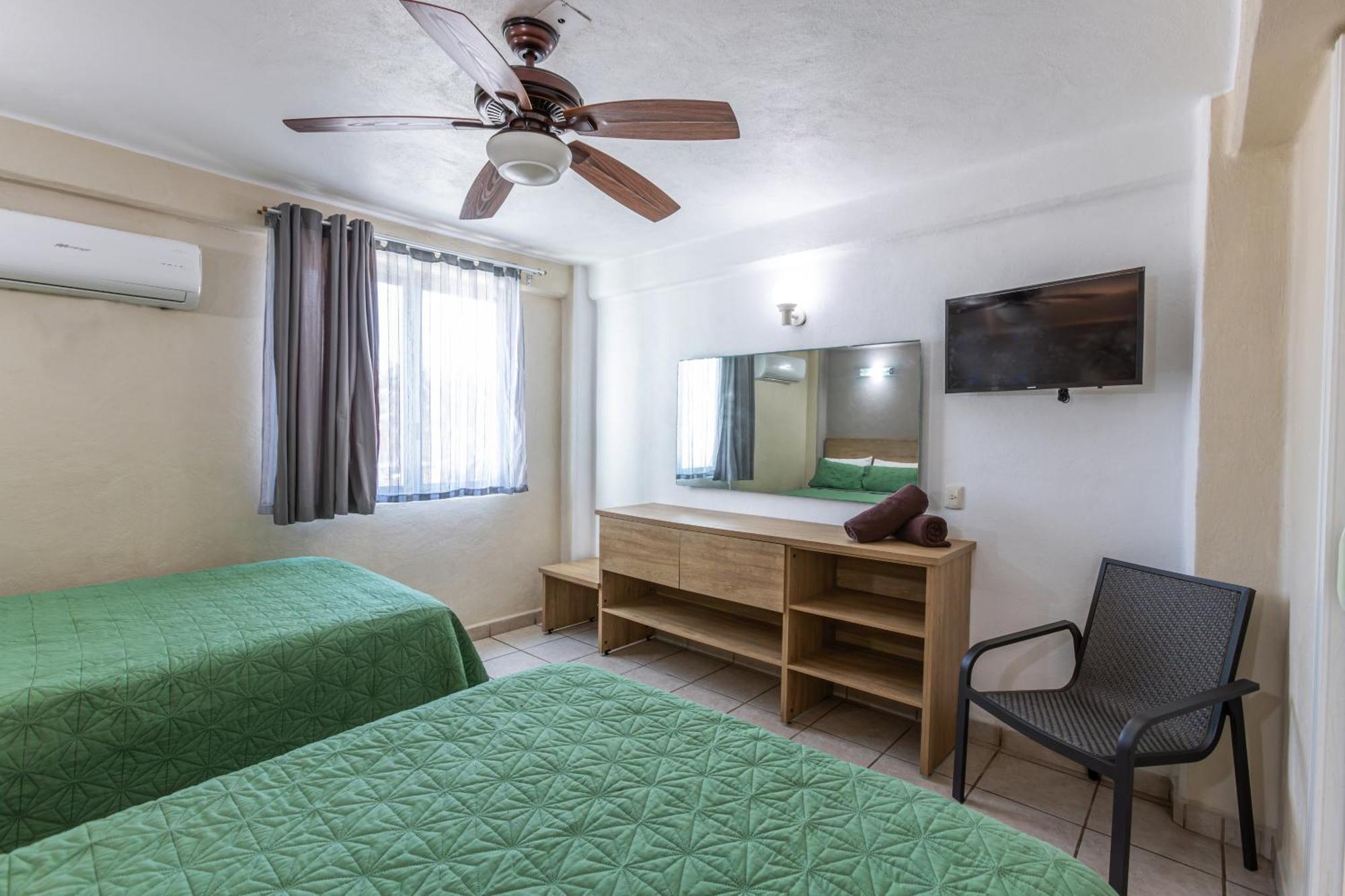 Torreblanca Suites Rincon de Guayabitos Esterno foto