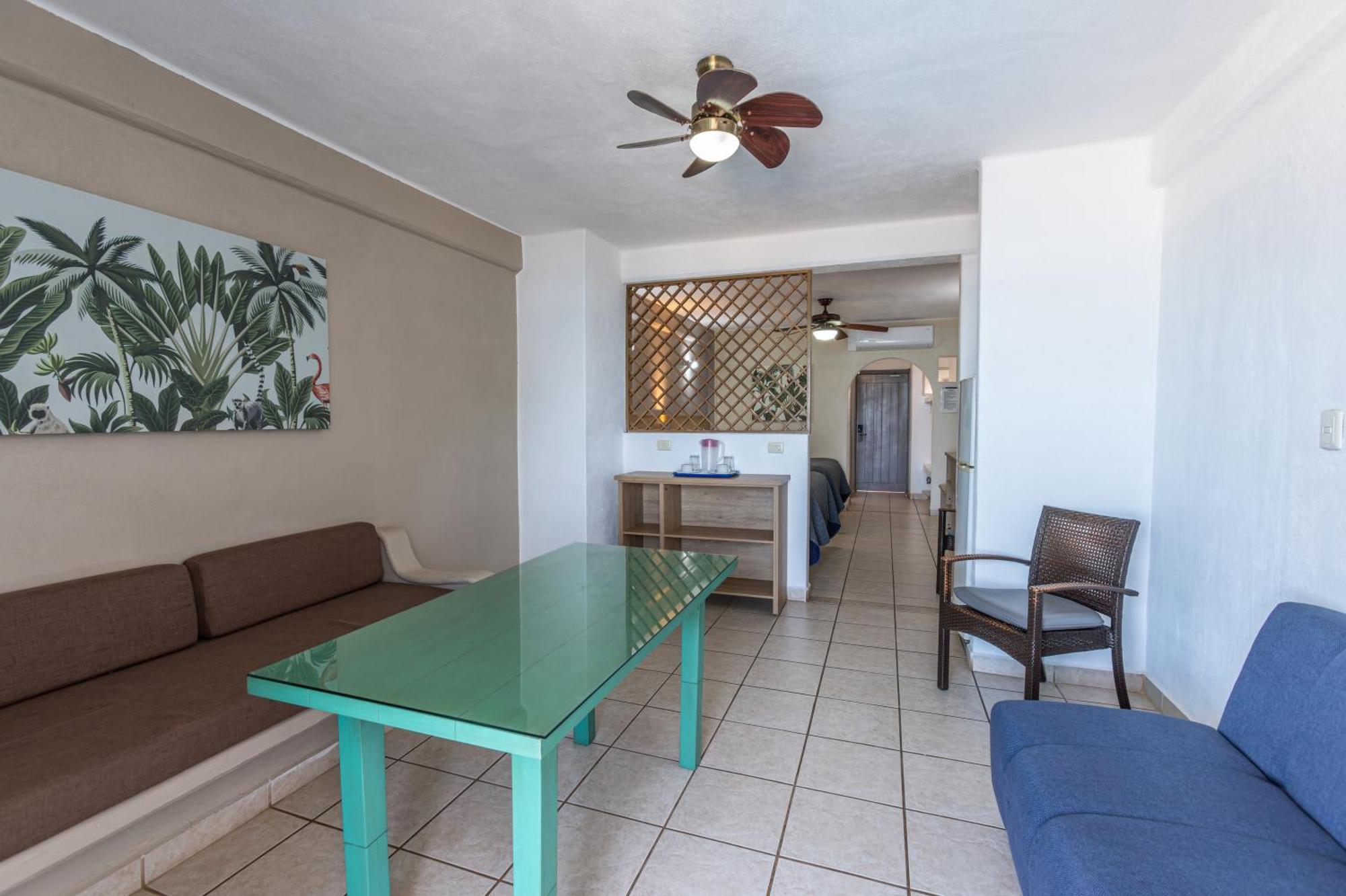 Torreblanca Suites Rincon de Guayabitos Esterno foto