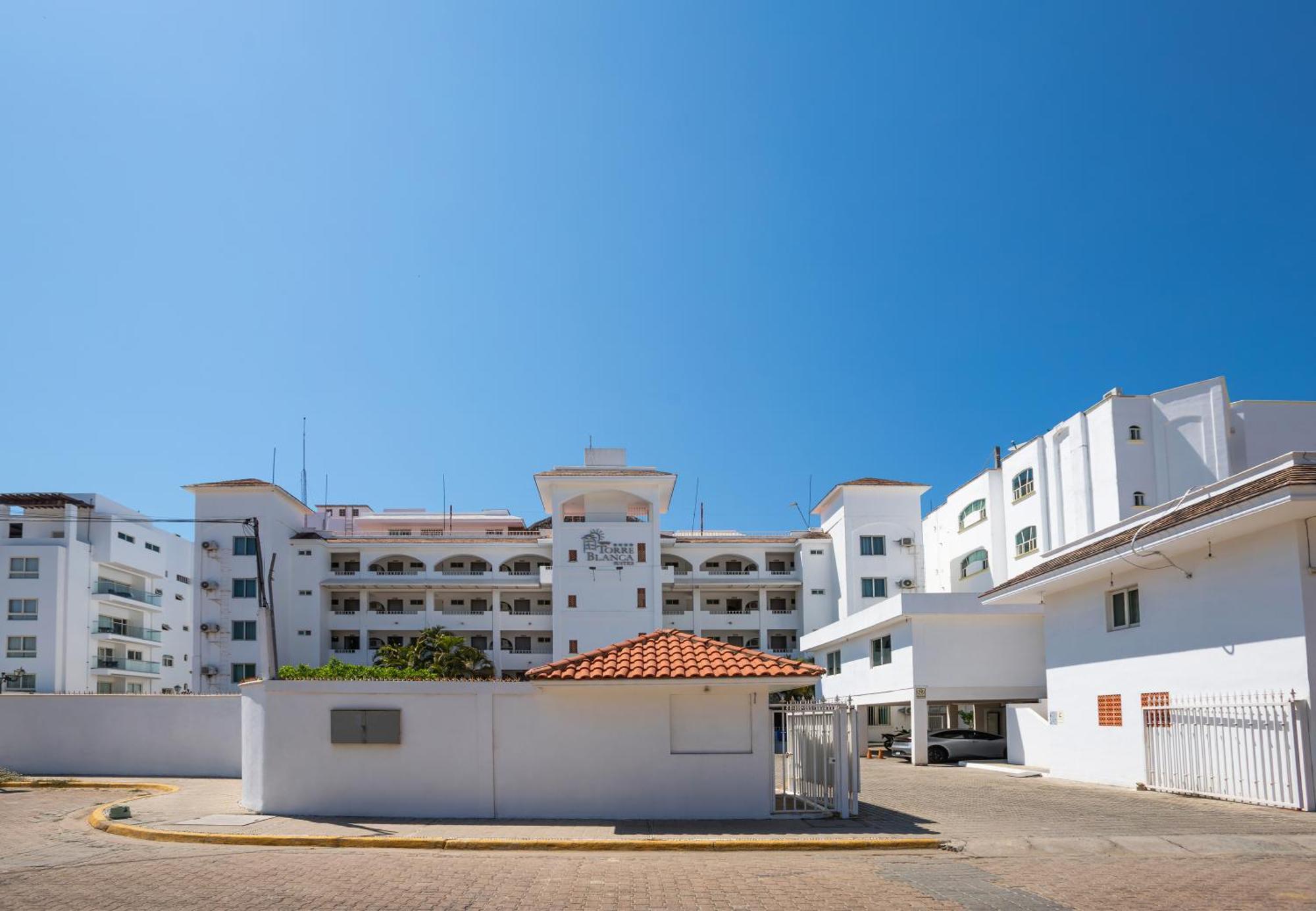 Torreblanca Suites Rincon de Guayabitos Esterno foto