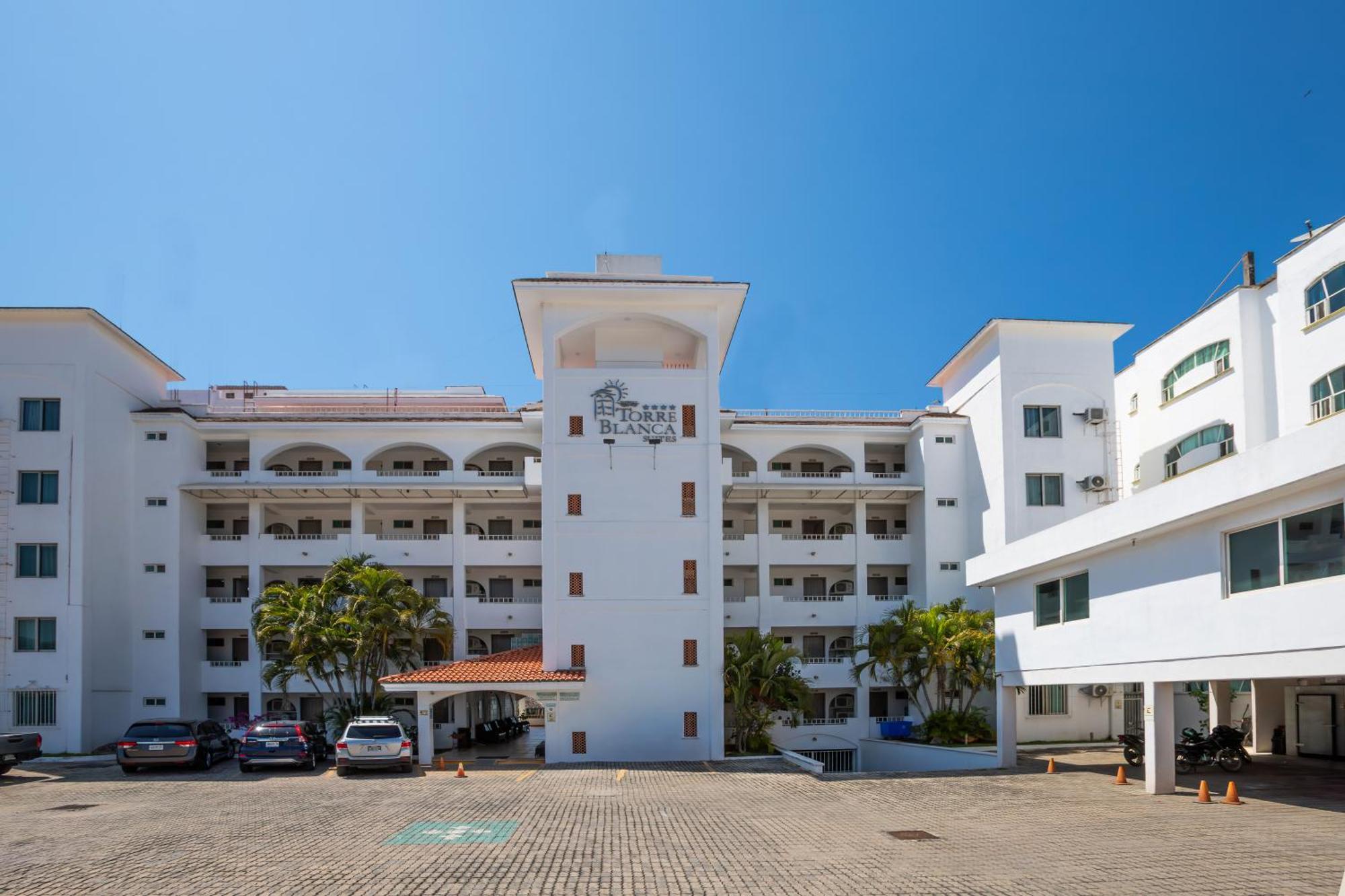 Torreblanca Suites Rincon de Guayabitos Esterno foto